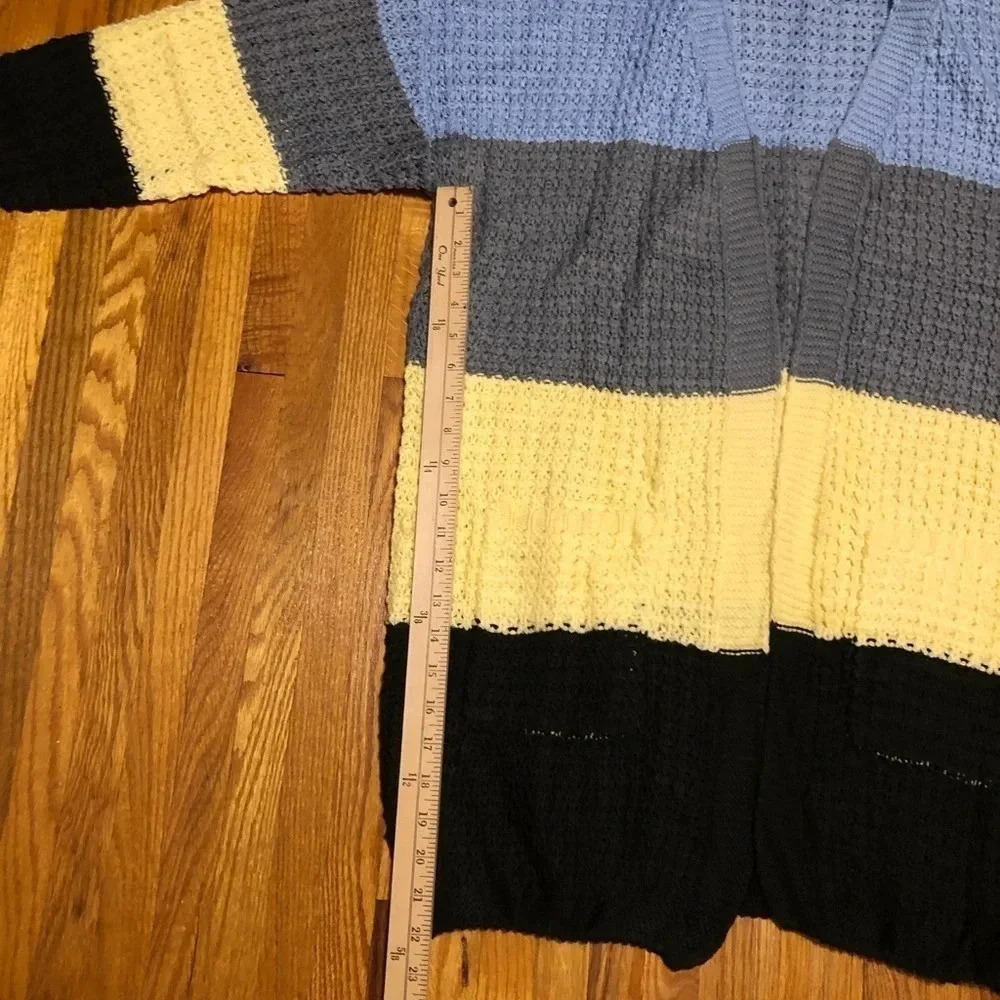 Color block cardigan from AMAZON - Picture 3 of 6